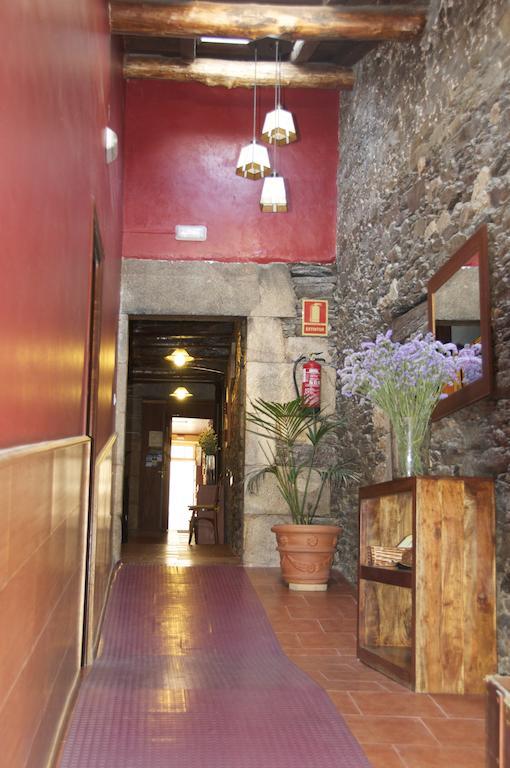 Albergue Los Blasones Sarria Ngoại thất bức ảnh