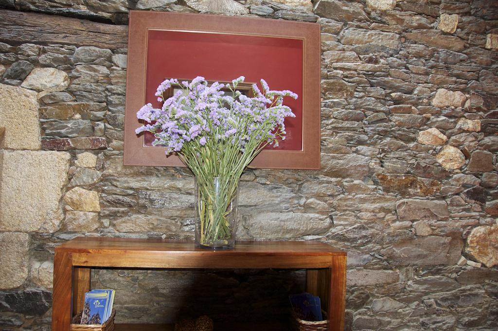 Albergue Los Blasones Sarria Ngoại thất bức ảnh